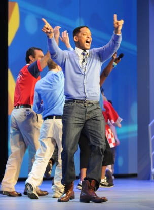 Walmart associates from around globe gather during the 2011 Walmart Shareholders' Meeting. (photo by Spencer Tirey, Tirey Photography)